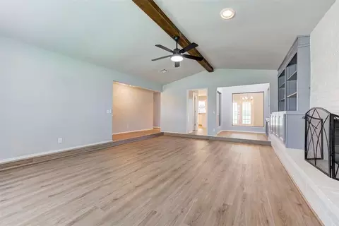 Living - 1509 Davinbrook Dr, Norman, OK 73072 photo 3 of 5