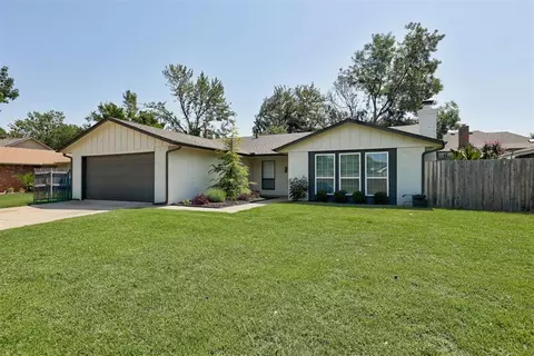 Exterior - 1509 Davinbrook Dr, Norman, OK 73072 photo 2 of 8