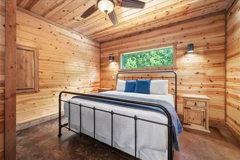 Bedroom - 132 Bass Loop Rd, Broken Bow, OK 74728 photo 1 of 10