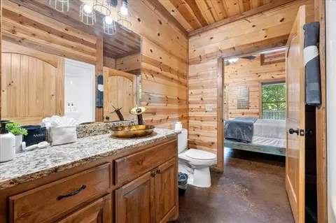 Bath - 132 Bass Loop Rd, Broken Bow, OK 74728 photo 4 of 4