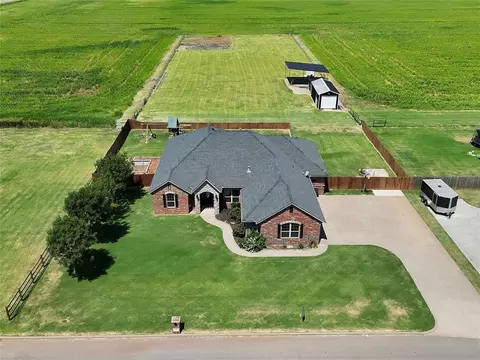 View/Area - 106 Riverview Dr, Clinton, OK 73601 photo 2 of 10
