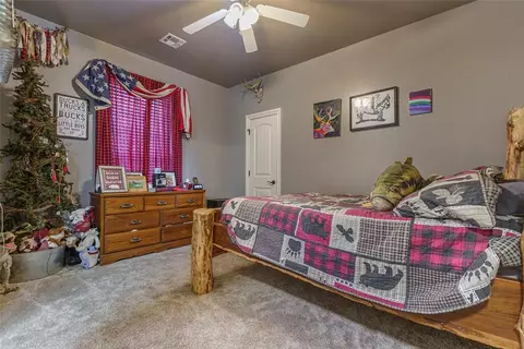 Bedroom - 106 Riverview Dr, Clinton, OK 73601 photo 2 of 5