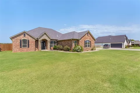 Exterior - 106 Riverview Dr, Clinton, OK 73601 photo 3 of 3