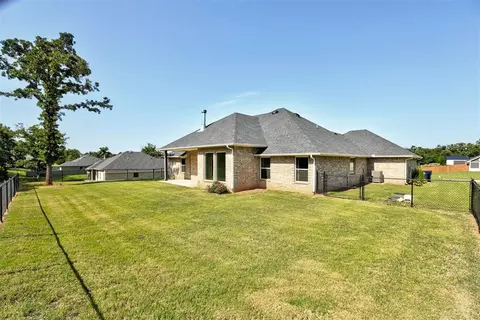 Exterior - 9500 Megans Way, Mcloud, OK 74851 photo 8 of 8
