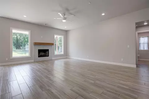 Living - 9500 Megans Way, Mcloud, OK 74851 photo 4 of 4