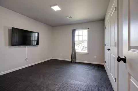 Bedroom - 9500 Megans Way, Mcloud, OK 74851 photo 5 of 8