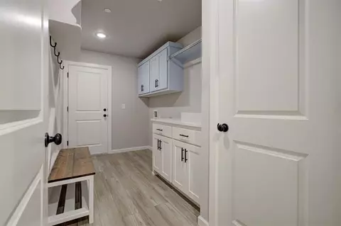 Entry Way - 9500 Megans Way, Mcloud, OK 74851 photo 5 of 6