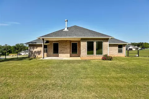 Exterior - 9500 Megans Way, Mcloud, OK 74851 photo 7 of 8