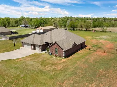 View/Area - 2004 County Road 1198, Tuttle, OK 73089 photo 3 of 6