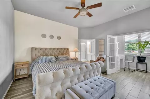 Bedroom - 2004 County Road 1198, Tuttle, OK 73089 photo 4 of 5
