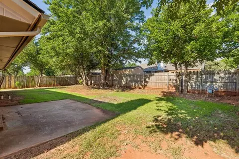 505 Crestview, Edmond, OK 73012 photo 31