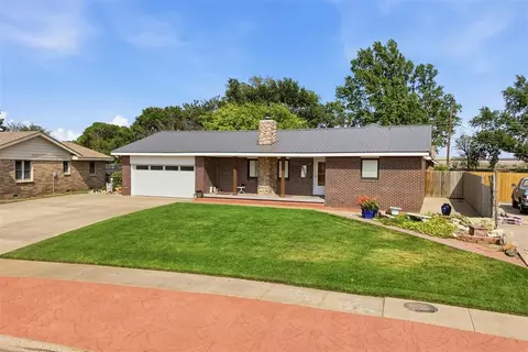 Exterior - 6011 Sunset Dr, Guymon, OK 73942 photo 2 of 11