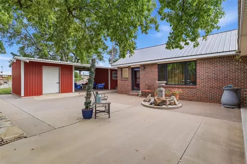 Exterior - 6011 Sunset Dr, Guymon, OK 73942 photo 9 of 11
