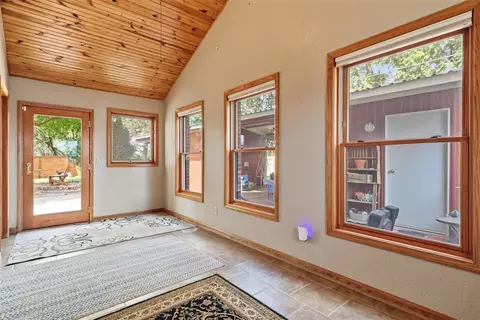 Entry Way - 6011 Sunset Dr, Guymon, OK 73942 photo 7 of 7