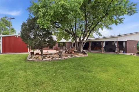 Exterior - 6011 Sunset Dr, Guymon, OK 73942 photo 6 of 11