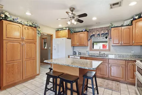 Kitchen - 6011 Sunset Dr, Guymon, OK 73942 photo 1 of 3