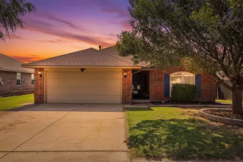 4205 Red Apple Ter, Oklahoma City, OK 73160