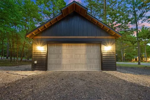 Exterior - 590 Three Creeks Rd, Broken Bow, OK 74728 photo 3 of 11