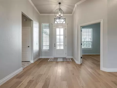 Entry Way - 4844 Constitution Ln, Tuttle, OK 73089 photo 1 of 3