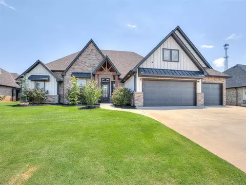Exterior - 4844 Constitution Ln, Tuttle, OK 73089 photo 2 of 8