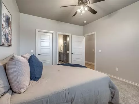 Bedroom - 4844 Constitution Ln, Tuttle, OK 73089 photo 6 of 8