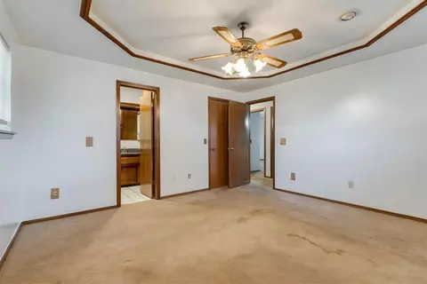 Bedroom - 1001 S Sara Rd, Tuttle, OK 73089 photo 4 of 4