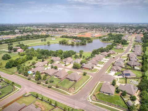 3112 Venice Ct, Norman, OK 73071