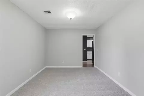 1412 Foxfire St, Oklahoma City, OK 73160 photo 5