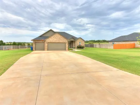 5445 Little Farms Rd, Guthrie, OK 73044