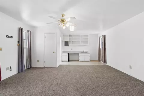 Living - 8010 E Maguire Rd, Noble, OK 73068 photo 7 of 7