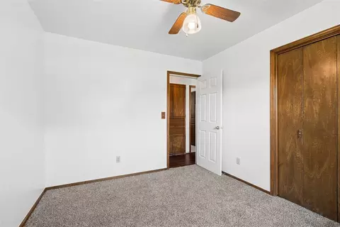 Bedroom - 8010 E Maguire Rd, Noble, OK 73068 photo 6 of 10