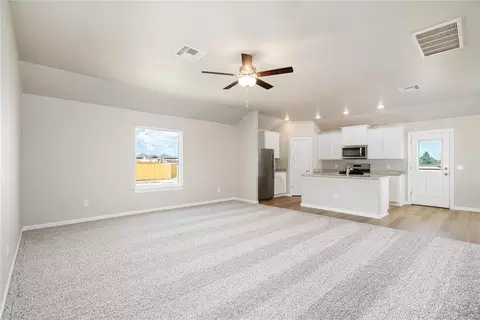 Living - 720 Luna Way, Tuttle, OK 73089 photo 1 of 1