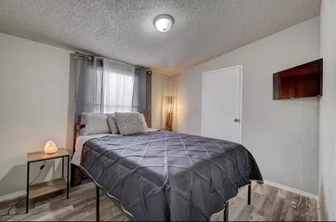 Bedroom - 13709 Chaparral Rd, Norman, OK 73026 photo 4 of 4