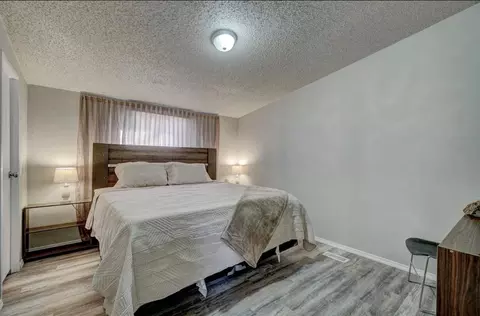 Bedroom - 13709 Chaparral Rd, Norman, OK 73026 photo 2 of 4