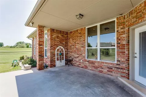 Exterior - 7212 Jacob Pl, Tuttle, OK 73089 photo 5 of 7