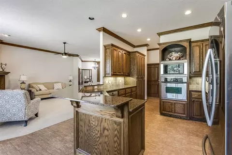 Kitchen - 7212 Jacob Pl, Tuttle, OK 73089 photo 1 of 5