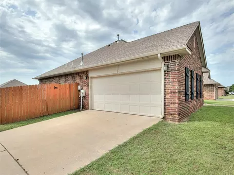 Other - 20764 Frontier Pl, Harrah, OK 73045 photo 1 of 7