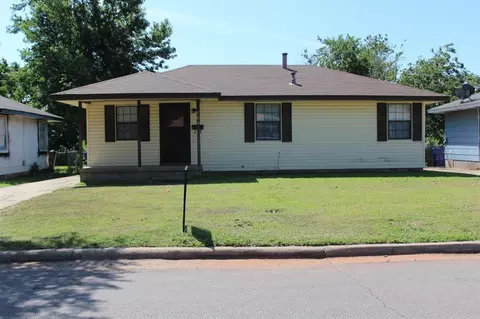 764 E Rose Dr, Midwest City, OK 73110