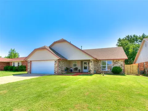 10134 Southridge Dr, Oklahoma City, OK 73159