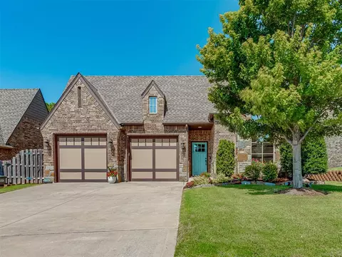 2541 Riven Rock Rd, Edmond, OK 73034