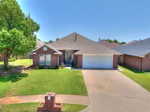 13004 Willow Crest Ln, Oklahoma City, OK 73170