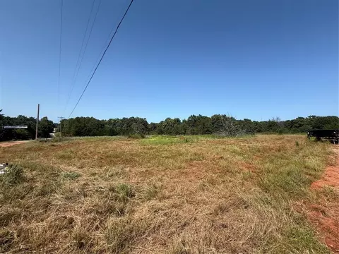 17001 Pepper Tree Rd, Lexington, OK 73051