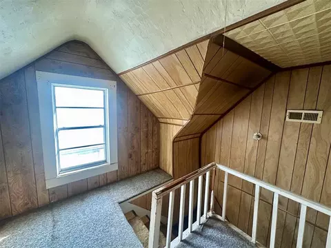 Entry Way - 323 W 3rd St, Watonga, OK 73772 photo 1 of 1