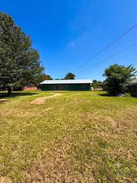 Other - 312 E Meadowview Ln, Valliant, OK 74764 photo 2 of 2