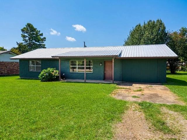312 E Meadowview Ln, Valliant, OK 74764