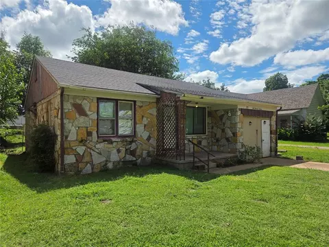 207 S Elm St, Pauls Valley, OK 73075