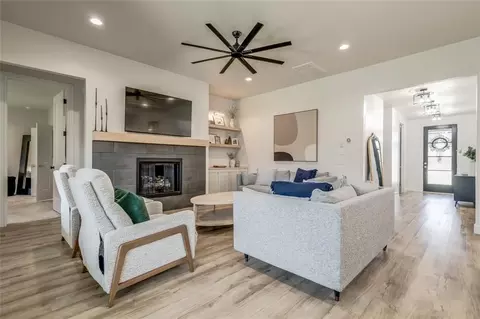 9300 NW 84th Ter, Yukon, OK 73099