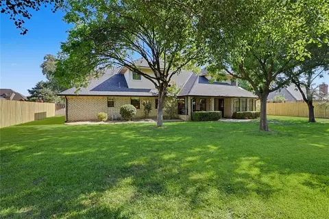 Exterior - 308 Val Verde St, Altus, OK 73521 photo 4 of 6