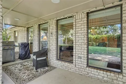 Exterior - 308 Val Verde St, Altus, OK 73521 photo 2 of 6