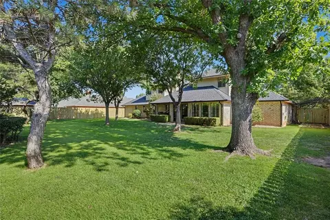 Exterior - 308 Val Verde St, Altus, OK 73521 photo 5 of 6